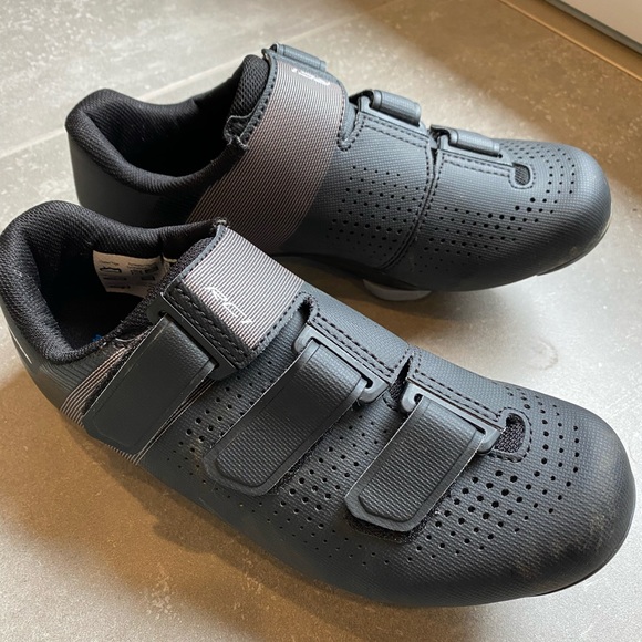 Shimano RC1 road bike shoe - Picture 1 of 4